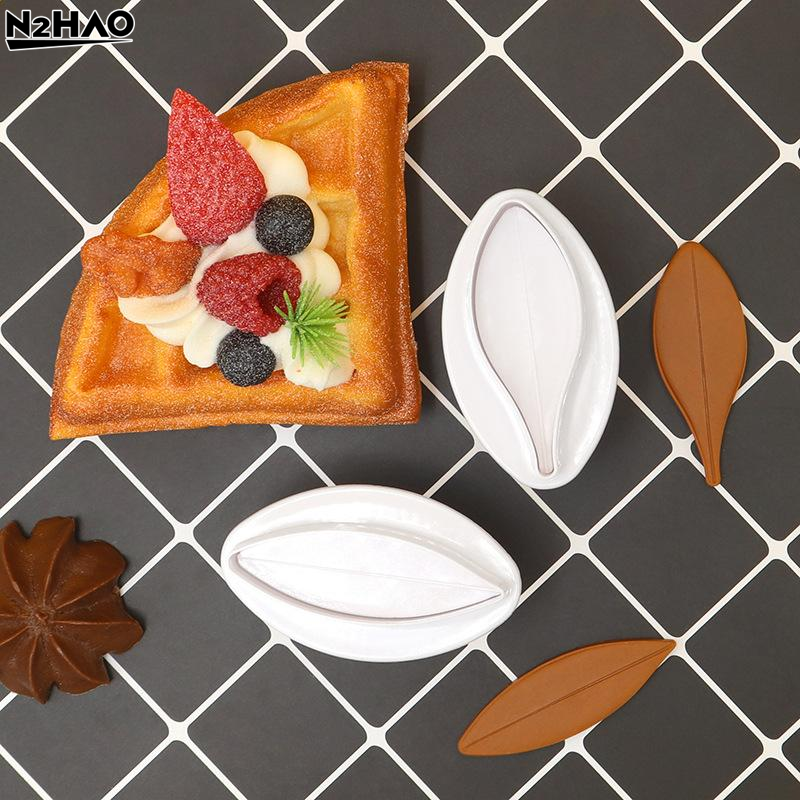 2Pcs Lily Flower Biscuit Mold  - Baking Kitchen At Home recension och pris