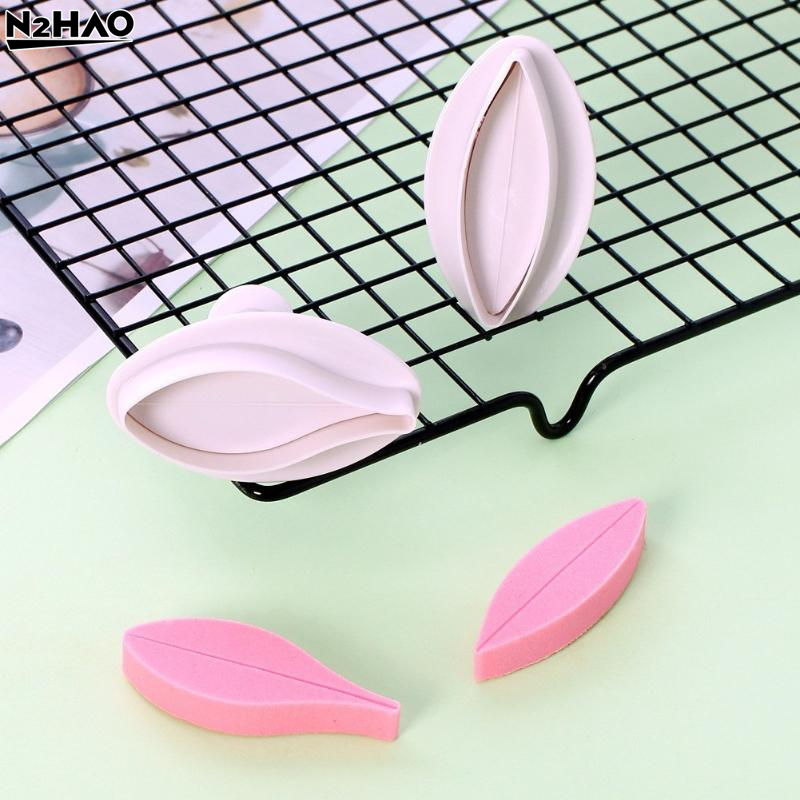 2Pcs Lily Flower Biscuit Mold  - Baking Kitchen At Home recension och pris