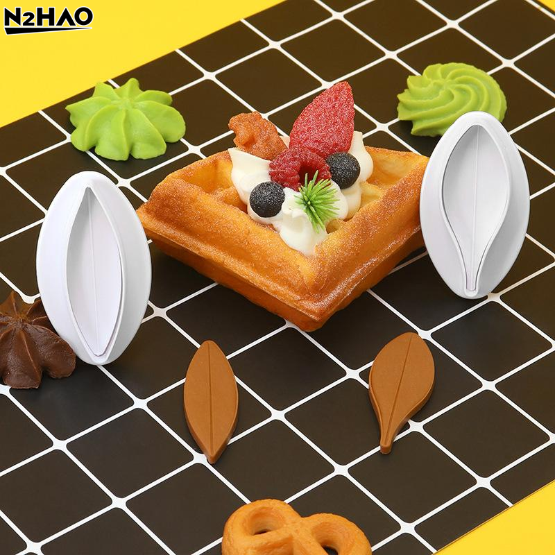 2Pcs Lily Flower Biscuit Mold  - Baking Kitchen At Home recension och pris